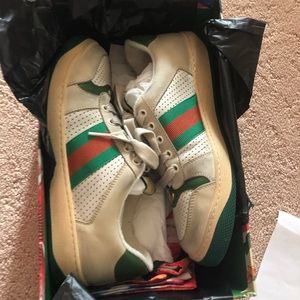 Women’s Gucci screener leather sneaker